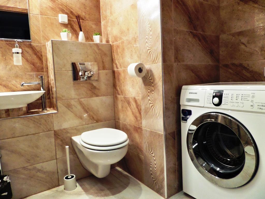 Apartamenty Silver Premium Warsaw Room photo